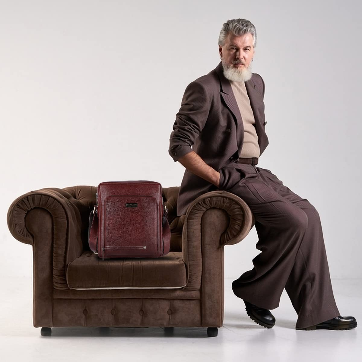 HAMMONDS FLYCATCHER Unisex Genuine Leather Brown Sling Messenger Bag (SB1171BR) (Brown) - Image 2