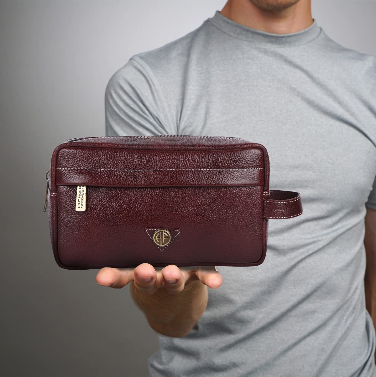 Hammonds Flycatcher Genuine Leather Toiletry Bag - Image 4